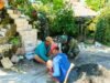 TNI dan Warga Ngimbang Lamongan Kompak Bedah Rumah Lansia Miskin