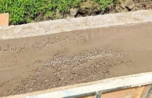 Proyek TPT Rp373 Juta di Mudung Kepohbaru Bojonegoro Disorot, Hasil Cor Diduga Gronggang