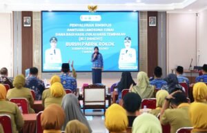 Pemkab Bojonegoro Gelontorkan Rp13,9 Miliar untuk Buruh Pabrik Rokok