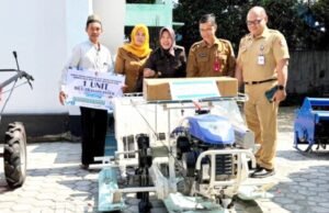 Petani Bojonegoro Dapat Alsintan Baru, Produktivitas Ditarget Meningkat