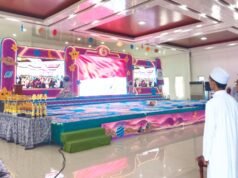Penuh Haru, Ratusan Siswa MI Al Fithrah Surabaya Resmi Diwisuda