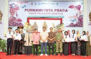 Pesan Tegas Bupati Bojonegoro untuk 99 Lulusan SMPN 2 Purwosari