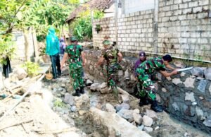 Normalisasi Sungai Jadi Prioritas Pra TMMD Lamongan, TNI dan Warga Gotong Royong