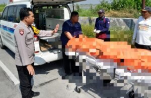 Kecelakaan Maut di Lamongan, Pemotor Tewas usai Bersenggolan dengan Truk