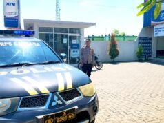 Patroli Siang Polsek Sugihwaras Bojonegoro Sasar Bank, SPBU hingga Pasar