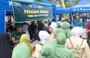 Bazar Pangan Murah Persit Kodim Bojonegoro Diserbu Warga di Pembukaan TMMD 129 Kesongo