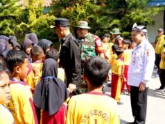 TMMD 129 Bojonegoro Disambut Meriah, Siswa SD Kesongo Antusias Bertemu TNI