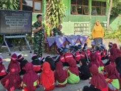 Yonif YTP 885 Tanamkan Jiwa Nasionalisme kepada Siswa SDN 2 Dander Bojonegoro