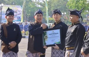 Kapolres Madiun Terima Penghargaan dari Bupati Dedikasi Menjaga Kondusivitas Kabupaten