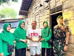 Persit Yonif TP 885 Belibis Putih Bagikan Telur Gratis Untuk Warga Bojonegoro
