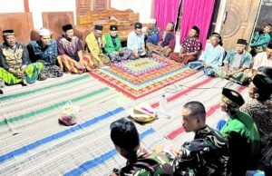 Satgas TMMD 129 Bojonegoro Ikut Tahlilan Warga, Bukti Kedekatan TNI dan Rakyat