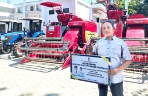 Combine Harvester Baru Bikin Petani Bojonegoro Optimistis