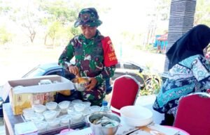 TMMD Bojonegoro Hadirkan Momen Hangat, TNI dan Warga Kompak Bikin Donat