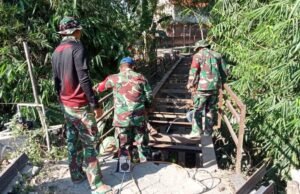 TMMD Bojonegoro Kebut Perbaikan Jembatan Kesongo, Warga Turun Tangan