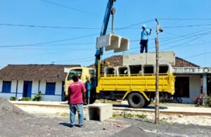 Satgas TMMD 129 Bojonegoro Mulai Pasok U Ditch, Drainase Dusun Krebet Dikebut