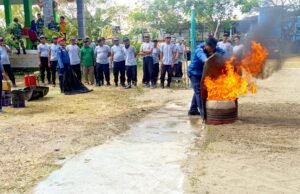 Lewat TMMD 129 Bojonegoro, Warga Kesongo Dilatih Jadi Penolong Pertama Saat Kebakaran