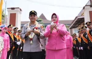 Resmi Bertugas di Polres Kudus, AKBP Wahyu Ajak Personel Perkuat Pelayanan