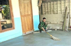 TMMD Bojonegoro Punya Cara Unik, Sapu Lidi Jadi Kunci Lantai Aman