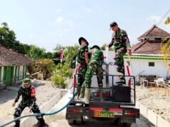 TMMD ke 129 Bojonegoro Salurkan Air Bersih ke Warga Dusun Krebet yang Dilanda Kekeringan