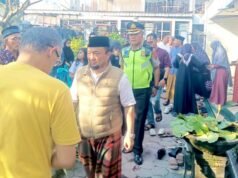 Dari Rumah Duka hingga Makam, Polsek Babat Lamongan Setia Kawal Korban Gunung Piramid Bondowoso