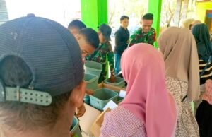 TMMD 129 Bojonegoro Sebarkan Tempat Sampah, Bangun Kesadaran Lingkungan Warga