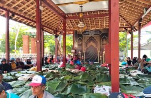 Tradisi Sakral Bersih Desa di Makam Rekso Gati, Warga Sidomulyo Perkuat Kebersamaan dan Lestarikan Budaya