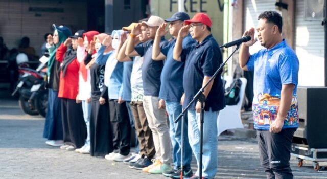 Bupati Gresik Pimpin Jumat Asri, Ajak Warga Bersatu Hadapi Ancaman Perubahan Iklim