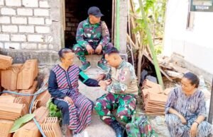 Satgas TMMD Bojonegoro Sambangi Rumah Warga Kedungpandan, Kesehatan Jadi Perhatian