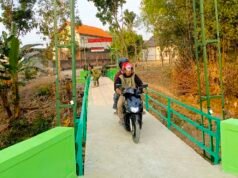 TMMD Bojonegoro, Jembatan Brang Etan Kesongo Masuk Tahap Pengecatan