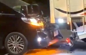 KH Anwar Zahid Kecelakaan di Padangan Bojonegoro, Mobilnya Ditabrak Truk