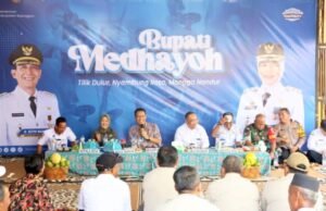 Bupati Bojonegoro Medhayoh di Cengkir: Petani Tembakau Dapat Kabar Embung Baru