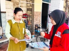 PMI Bojonegoro Antar Air, Lalu Datangi Rumah Warga