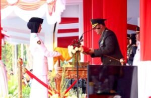 Upacara Penurunan Bendera HUT RI di Bojonegoro, Ini Pesannya