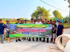 TNI Lamongan dan Petani Bersatu, Irigasi Jadi Fokus Kerja Bakti