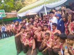 Menteri Pratikno Disambut Meriah Siswa SMPN 1 Padangan Bojonegoro